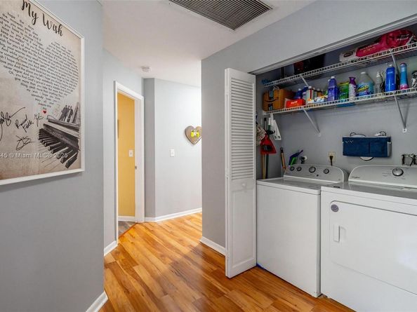 2793 Oakleigh Ln, Davie FL 33328