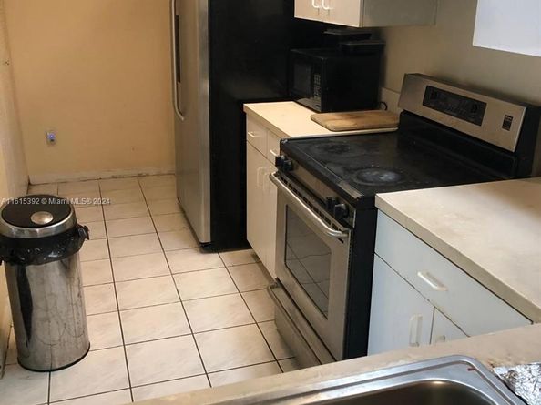 Undisclosed Address #A11615392, Hialeah FL 33015