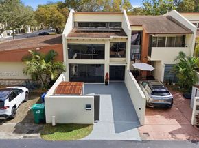 7855 SW 106th Ave, Miami FL 33173