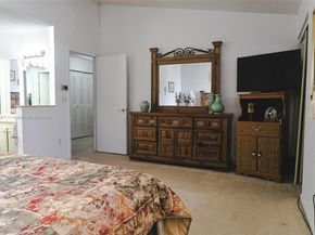 13707 SW 100th Ter 13707, Miami FL 33186