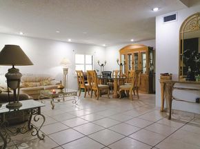13707 SW 100th Ter 13707, Miami FL 33186