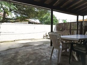 13707 SW 100th Ter 13707, Miami FL 33186