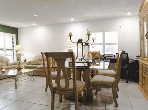 13707 SW 100th Ter 13707, Miami FL 33186