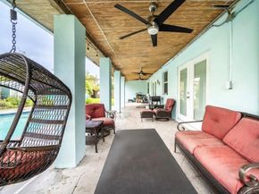 6890 SW 57th St, Davie FL 33314