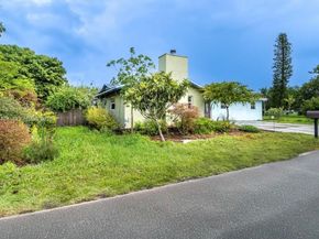 6890 SW 57th St, Davie FL 33314