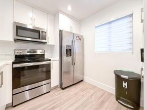 7722 Camino Real E317, Miami FL 33143