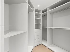 8011 Fisher Island Dr 8011, Miami Beach FL 33109