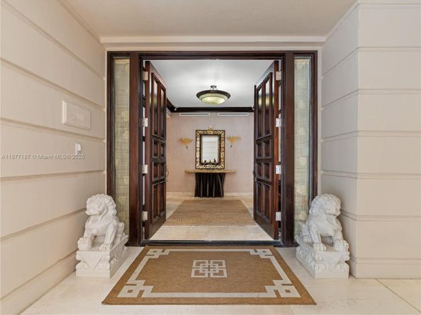 8011 Fisher Island Dr 8011, Miami Beach FL 33109