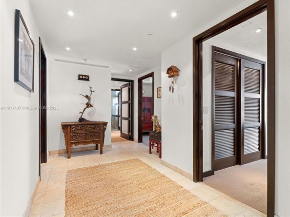 8011 Fisher Island Dr 8011, Miami Beach FL 33109