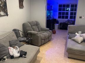 4600 NW 195th St, Miami Gardens FL 33055