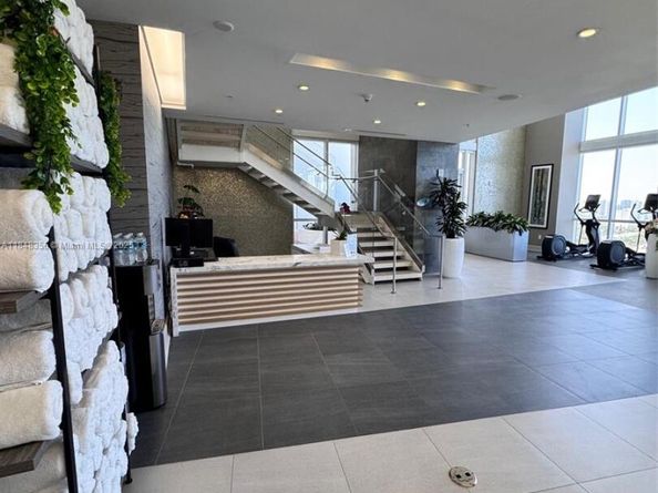18201 Collins Ave 604, Sunny Isles Beach FL 33160