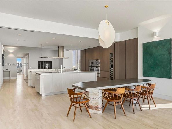 18501 Collins Ave 1001, Sunny Isles Beach FL 33160
