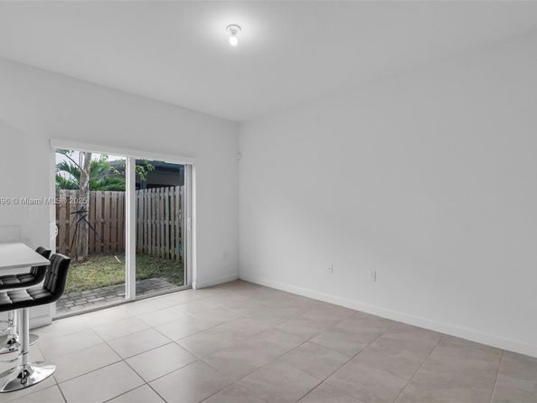 12523 NW 24th Ave, Miami FL 33167