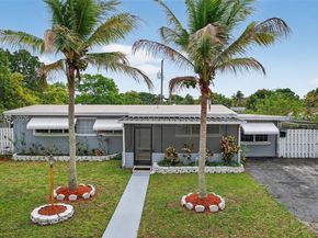 6842 NW 15th St, Plantation FL 33313