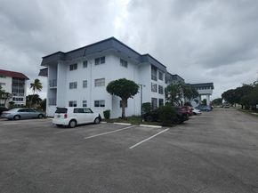 4880 NW 22nd St 207, Lauderhill FL 33313