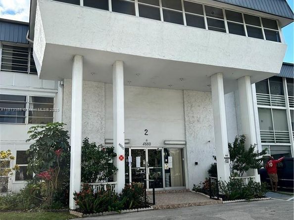 4880 NW 22nd St 207, Lauderhill FL 33313