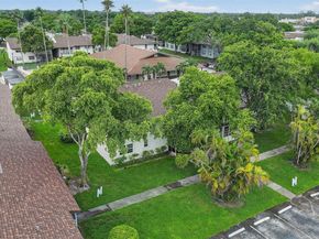 370 E Laurel Dr 6E, Margate FL 33063