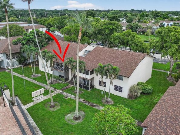 370 E Laurel Dr 6E, Margate FL 33063