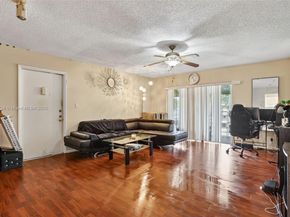 370 E Laurel Dr 6E, Margate FL 33063