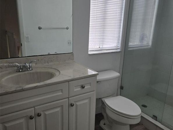 4361 Dogwood Cir, Weston FL 33331