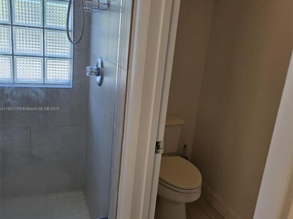 4361 Dogwood Cir, Weston FL 33331