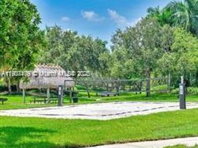 4361 Dogwood Cir, Weston FL 33331