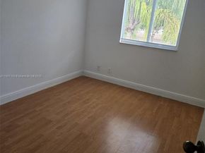 4361 Dogwood Cir, Weston FL 33331