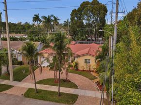 1237 Garfield St, Hollywood FL 33019