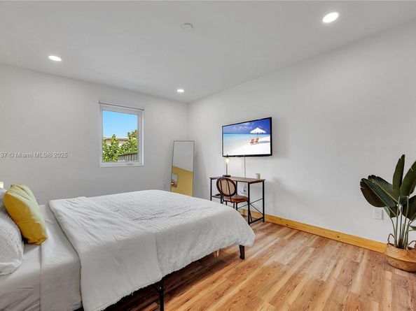 9000 NW 12th Ave, Miami FL 33150