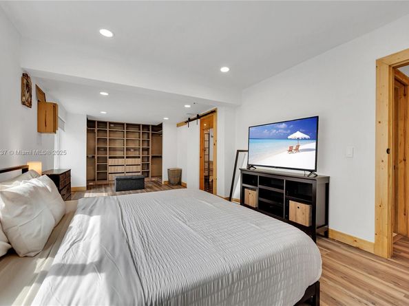 9000 NW 12th Ave, Miami FL 33150