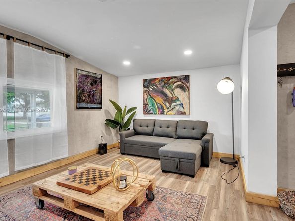 9000 NW 12th Ave, Miami FL 33150