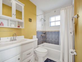 16451 SW 98th Ter, Miami FL 33196