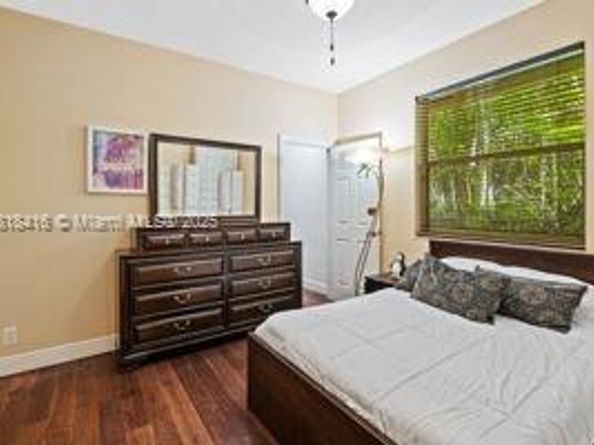 2510 Jardin DR, Weston FL 33327