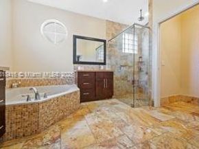 2510 Jardin DR, Weston FL 33327
