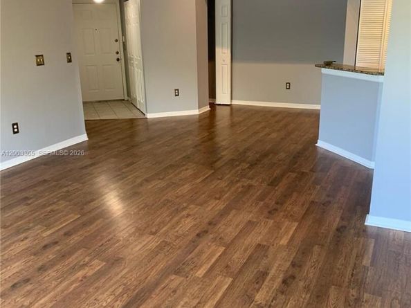 600 N Crestwood Ct N 610, Royal Palm Beach FL 33411
