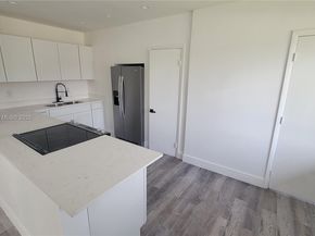 1560 NE 42nd Ct, Pompano Beach FL 33064