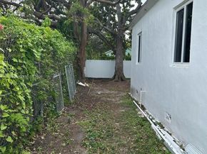 1812 NW 64th St, Miami FL 33147