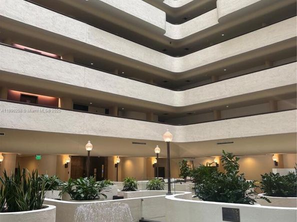 600 Biltmore Way 406, Coral Gables FL 33134