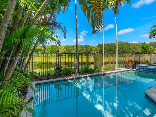 17771 Lake Azure Way, Boca Raton FL 33496