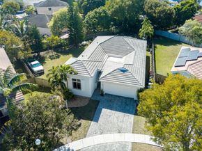 3054 SE 5th Dr, Homestead FL 33033