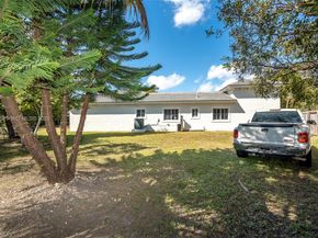 3054 SE 5th Dr, Homestead FL 33033