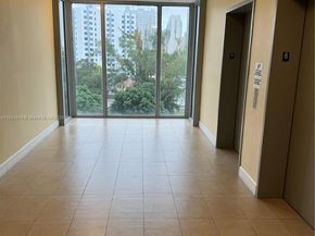 36 NW 6th Ave 601, Miami FL 33128