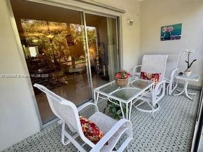 700 NE 14th Ave 204, Hallandale Beach FL 33009