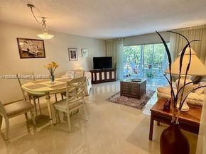 700 NE 14th Ave 204, Hallandale Beach FL 33009