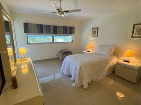 700 NE 14th Ave 204, Hallandale Beach FL 33009