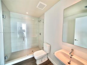 2900 NE 7th Ave 1705, Miami FL 33137