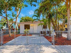 578 SW 2nd St, Florida City FL 33034