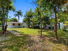 578 SW 2nd St, Florida City FL 33034