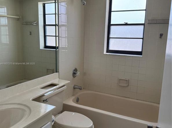 18240 Mediterranean Blvd 511, Hialeah FL 33015