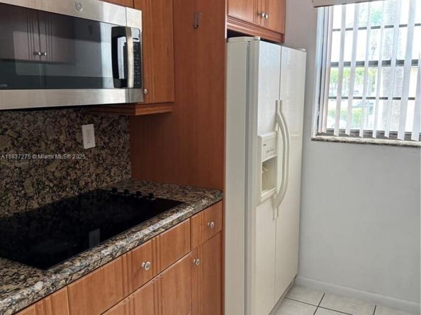 18240 Mediterranean Blvd 511, Hialeah FL 33015